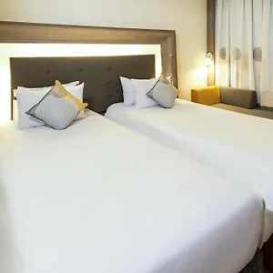 Otel Novotel World Forum, Lahey