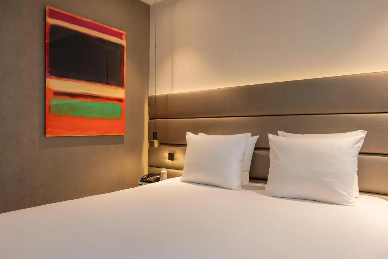 Boutique Hotel Corona Den Haag 4*,  Nederland
