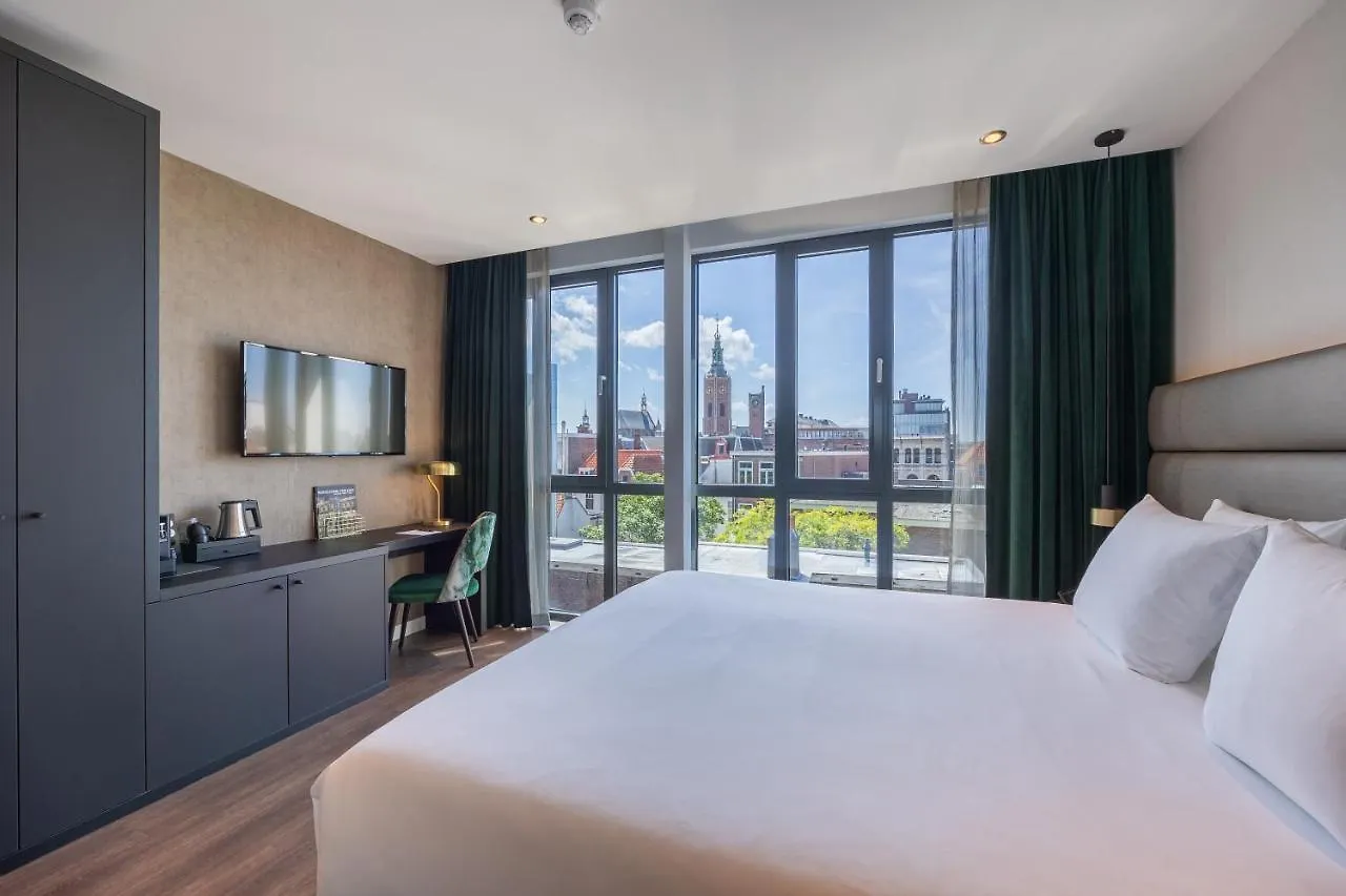Boutique Hotel Corona Den Haag 4*,  Nederland